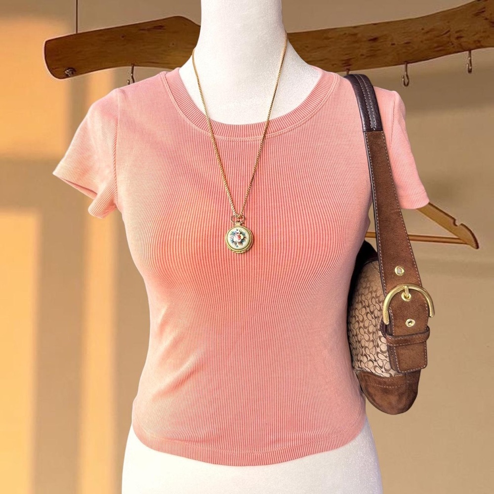 Aritzia Wilfred Free Ribbed Peach Top